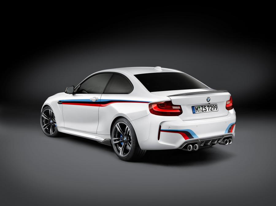  BMW M2 Coupe M Performance Accessories 2015 года  (фото 2 из 14)
